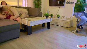 Madrastra Chupa Pau do Enteado e Leva na Bunda Atrás do Marido! Esposa Traidora!