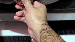 Fisting Lek Passionately