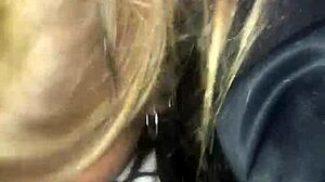 Enjoying a satisfying oral performance with enthusiasm