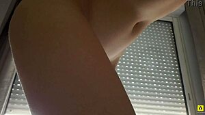 hú, candice delaware szexi bikiniben próbálgat 18-on