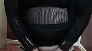 Mark Wright, ο αμφιφυλόφιλος μεταμφιεσμένος, απολαμβάνει κώλο, πούτσα και σπέρμα σε άγριο παιχνίδι