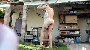 Latina videos for bathing enthusiasts