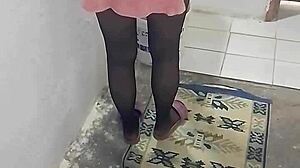 Джоселин Кели изживява POV сцена със заварения си татко и семейни членове