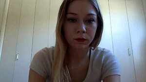 Blonde Teen Webcam Amateur Masturbates Solo