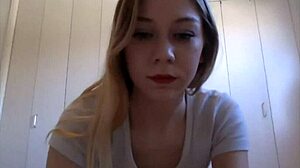 Blonde Teen Webcam Amateur Masturbates Solo
