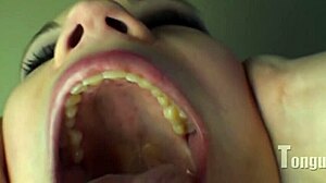 Felicity flexibly sucks tongue in shaved fetish scene