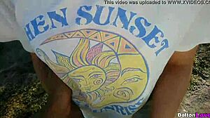 În plimbare cu bicicleta cu iubita mea, lucrurile au devenit sălbatice când ea s-a dezbrăcat și am sfârșit prin a o fută