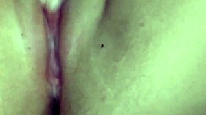 quick latina amateur enjoys solo masturbation session