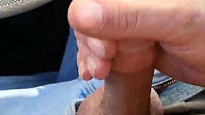 感觉好调皮白天户外自慰边缘