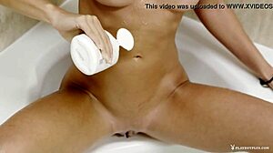 melissa lori looks so wet and inviting