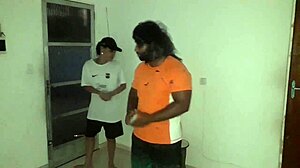 Eu igor monstro me vestir de mendigo s� para comer agatha gostoso