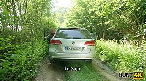 Hé, deze rijke vent wil tieten grijpen en leuke kut neuken! 😍