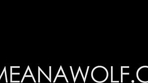 Špatný vliv svádí svou křivkou latinskou kouzelou