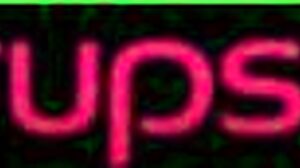 Babcia Ella Belle wpycha duże zabawki w swoją dojrzałą cipkę