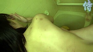 สาวเอเชียเฮนไตสกปรกเฟี้ยว อยากดูไหม? 😜