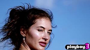 Som Taya Vais, malá 18+ ruská tínedžerka 18+ pózuje nahá vonku s malými 18+ cicmi, oblečenie roztrhané pre playboy, cítim sa tak sexi a horúca