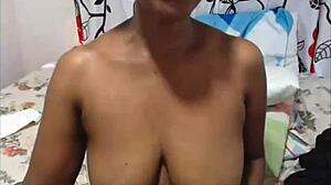 Mature Latina Judy Shows Hairy Big Ass