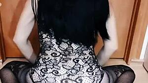 Milf Wife in Stockings Masturbates Her Pussy