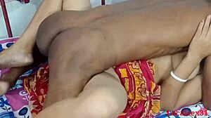 विलेज साड़ी देसी वाइफ बॉयफ्रेंड के साथ सीक्रेट फक?