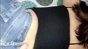 แฟนของเพื่อนสนิทแสดงหน้าอกสวยและหีแน่น