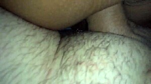 Senny ruch zamienia się w zbliżenie amatorskiej akcji