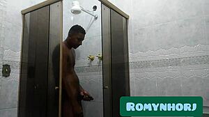 aquele banho depois de gravar um video de sexo brasileiro rough