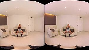 Hanna's Blowjob Teases in 3D