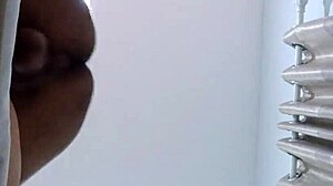 မြန်မာရွာသူလေး ဟိုတယ်မှာဘဲနက်ခိုးစား 😏