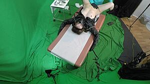 Scarlett Johnson Vag Inspection