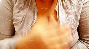 This Asian MILF is showing off her big sexy boobs! 😍