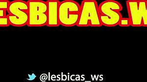 لعنة، فتيات شعر أحمر يلعقن كس في حفلة مراهقين 18+ جامحة!