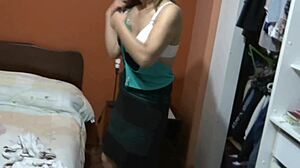 det gör mig kåt att visa upp mig för min stegsons vänner