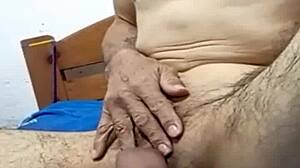 Delicious Hetero Handjob From Shy Guy