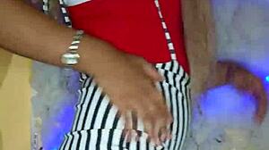 travesti hermosa y maquillada teases with stunning crossdressing charm