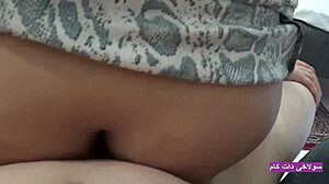 Regarde ce film iranien maison avec le gros cul d'une milf sexy qui attire toute l'attention. Putain, elle est chaude !