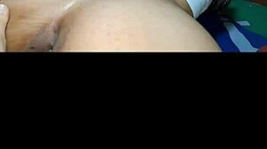 Quick meeting on the office floor