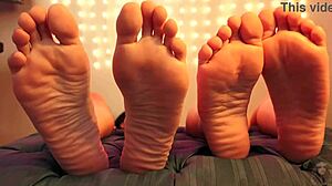 i heart two pinay girls' feet and toes