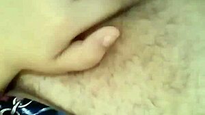 Watch gordita touch herself to orgasm