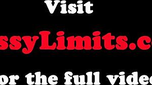 Busty Schlampe hart ins Gesicht gefickt vor intensivem Doggystyle-Pounding