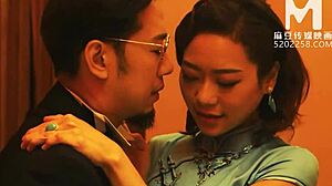 Urut Gaya Cina Ep5 Ciri Su Qing Ke dalam Doggystyle Panas.