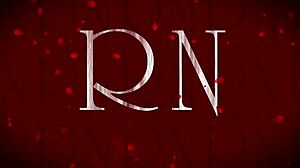 Понеделник в офиса: Служителка дразни без гащи за лижене на путка