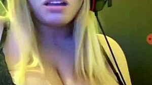 una bella tettona bent over in doggystyle