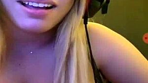 una bella tettona bent over in doggystyle