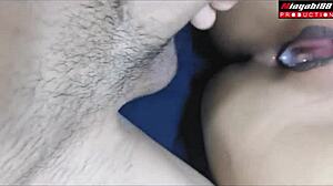 ฉันไม่เชื่อว่าสาวนักเรียนไทยรับควยใหญ่ของฉันเพื่อ creampie