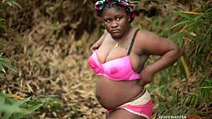 Madrasta e Enteado Se Soltam na Fazenda Pública