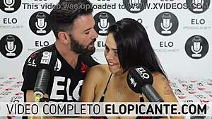 Pequitas demonstrates her preferred oral sex techniques