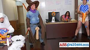 Чувак, эти межрасовые геи сегодня жестко трахают!