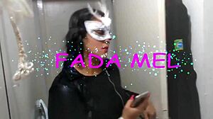 fada mel shows her vibe to friend, ends with kissing and sucking pussy