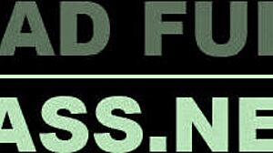 फैट ऐस एबोनी विक्टोरिया केक्स हार्ड शेक करती है