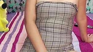 Latina Girl Masturbates to Squirting Orgasm